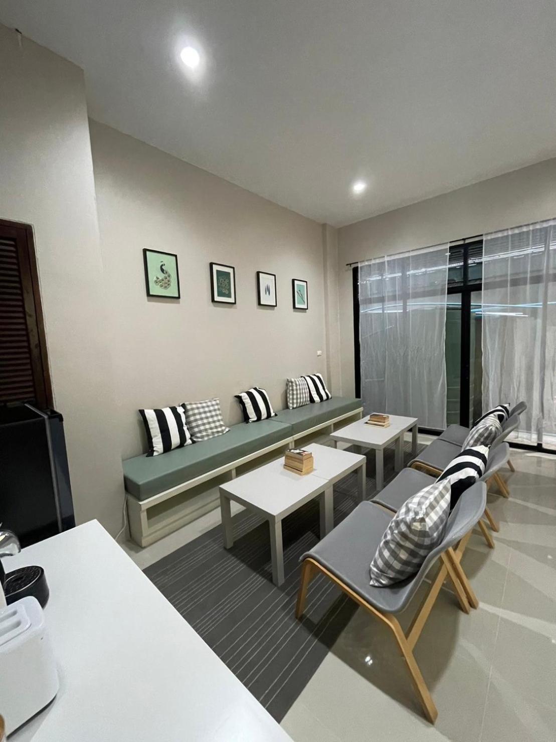 The Room Sansabai Patong Экстерьер фото